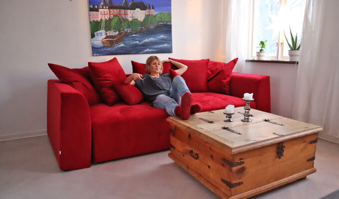 soffa_rod_annajonasson