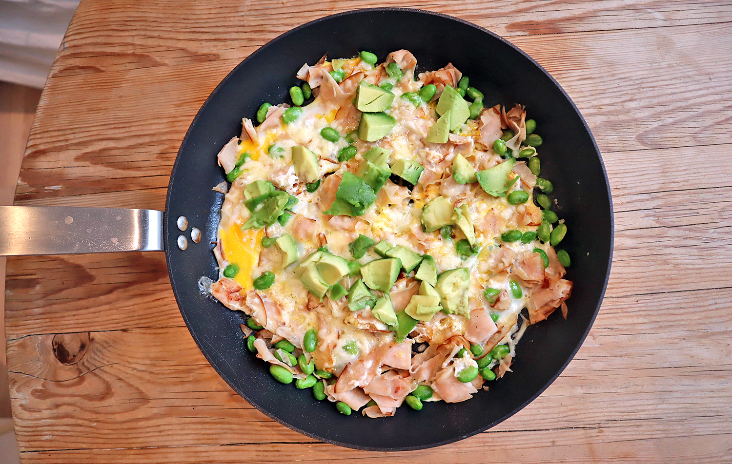 omelett_avokado_stekpanna - lunchomelett
