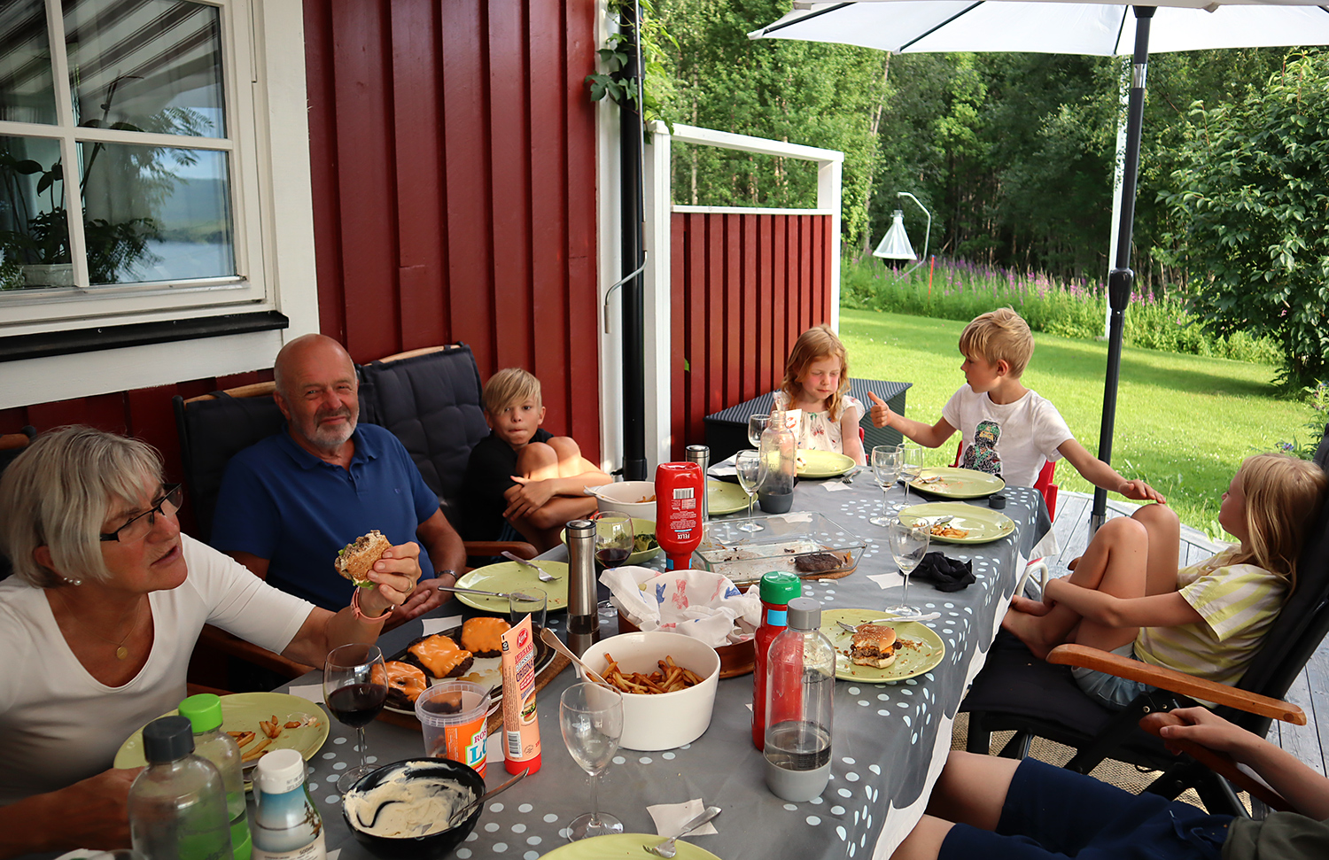 hamburgarer_sommar_jorm21-1 - sommarkänslor