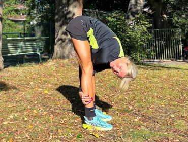 stretcha hamstrings