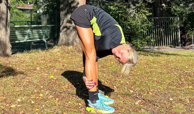 stretcha hamstrings