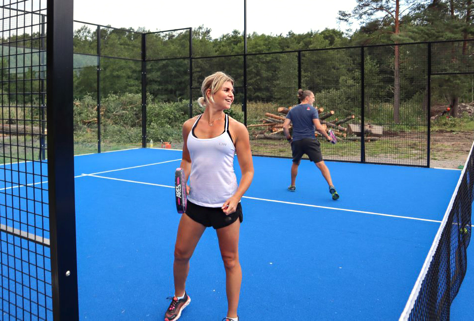 padel_annajonasson-1 - tennisarmbåge