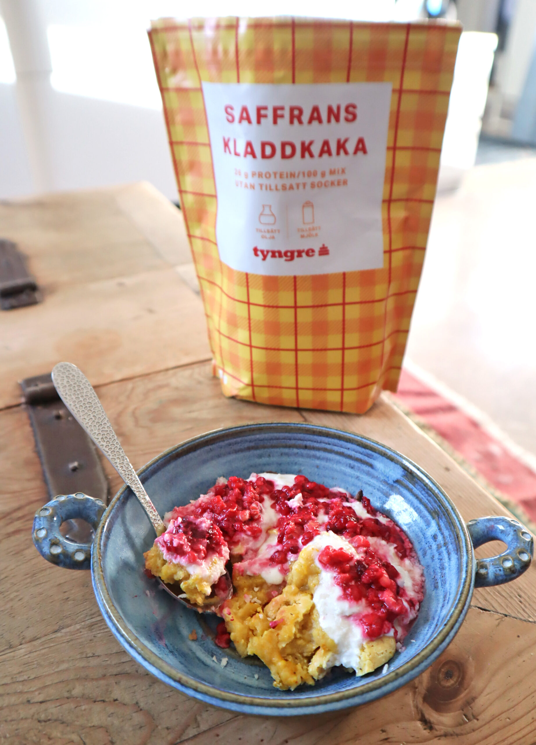 Proteinrik saffranskladdkaka