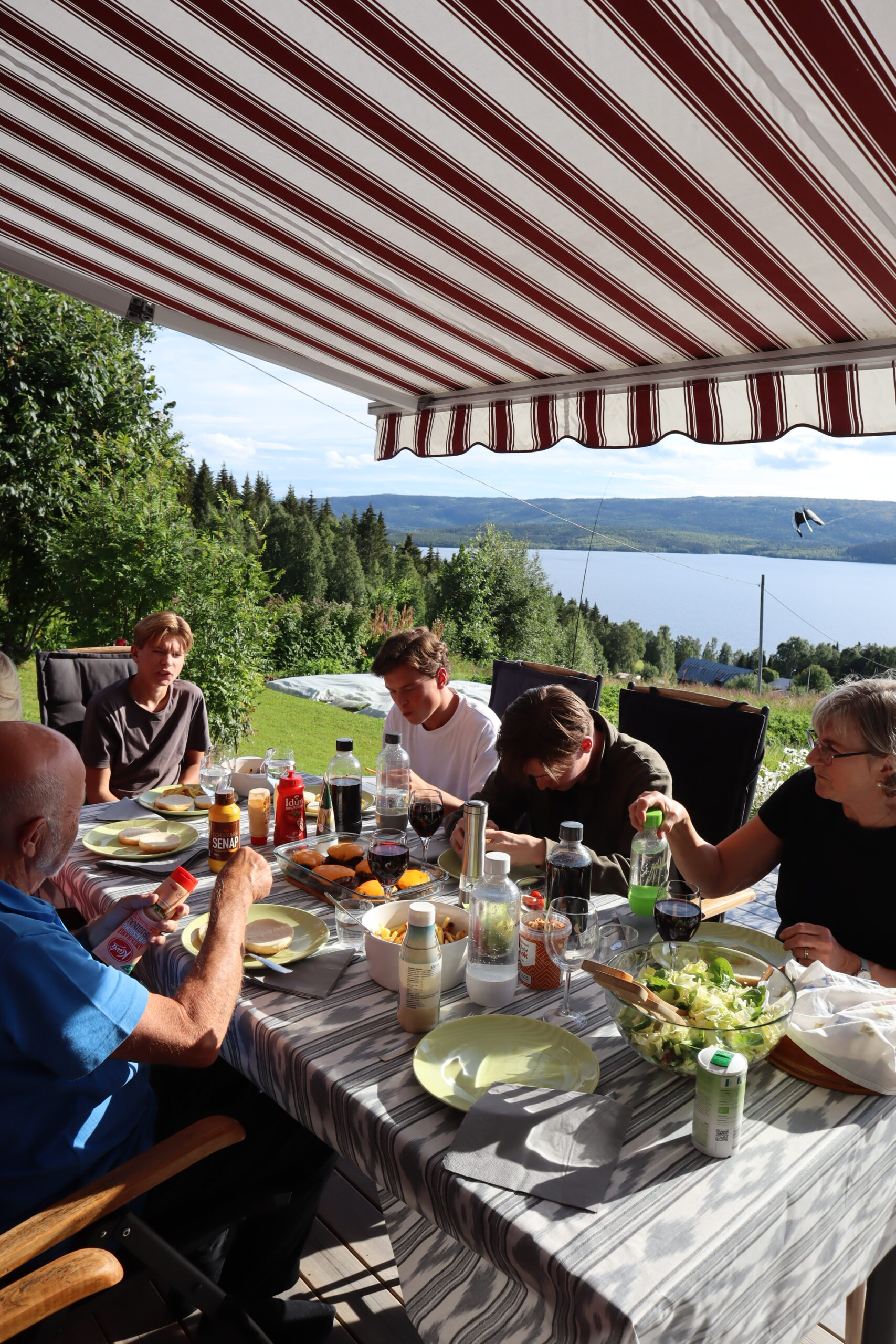 middag jorm sommar fam
