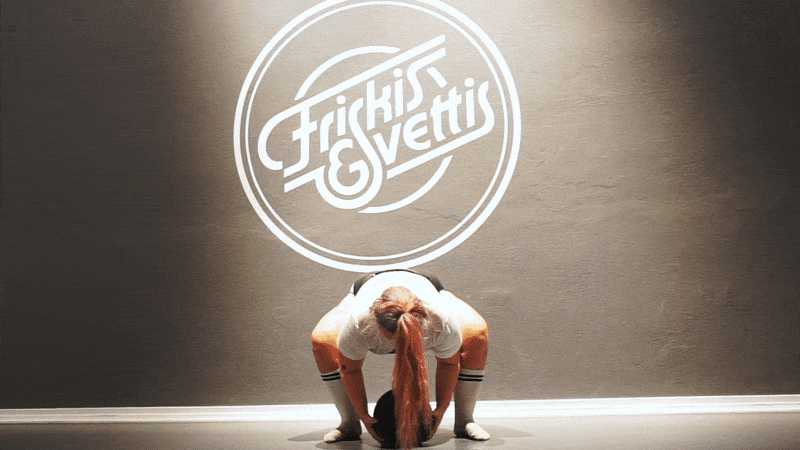 bollkast - 10 övningar som både tränar styrka och kondition