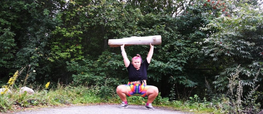 E22E1A33-C5B2-4BD1-924F-073886BCF35E-1024x446 - Tungt helkroppspass med skogen som gym