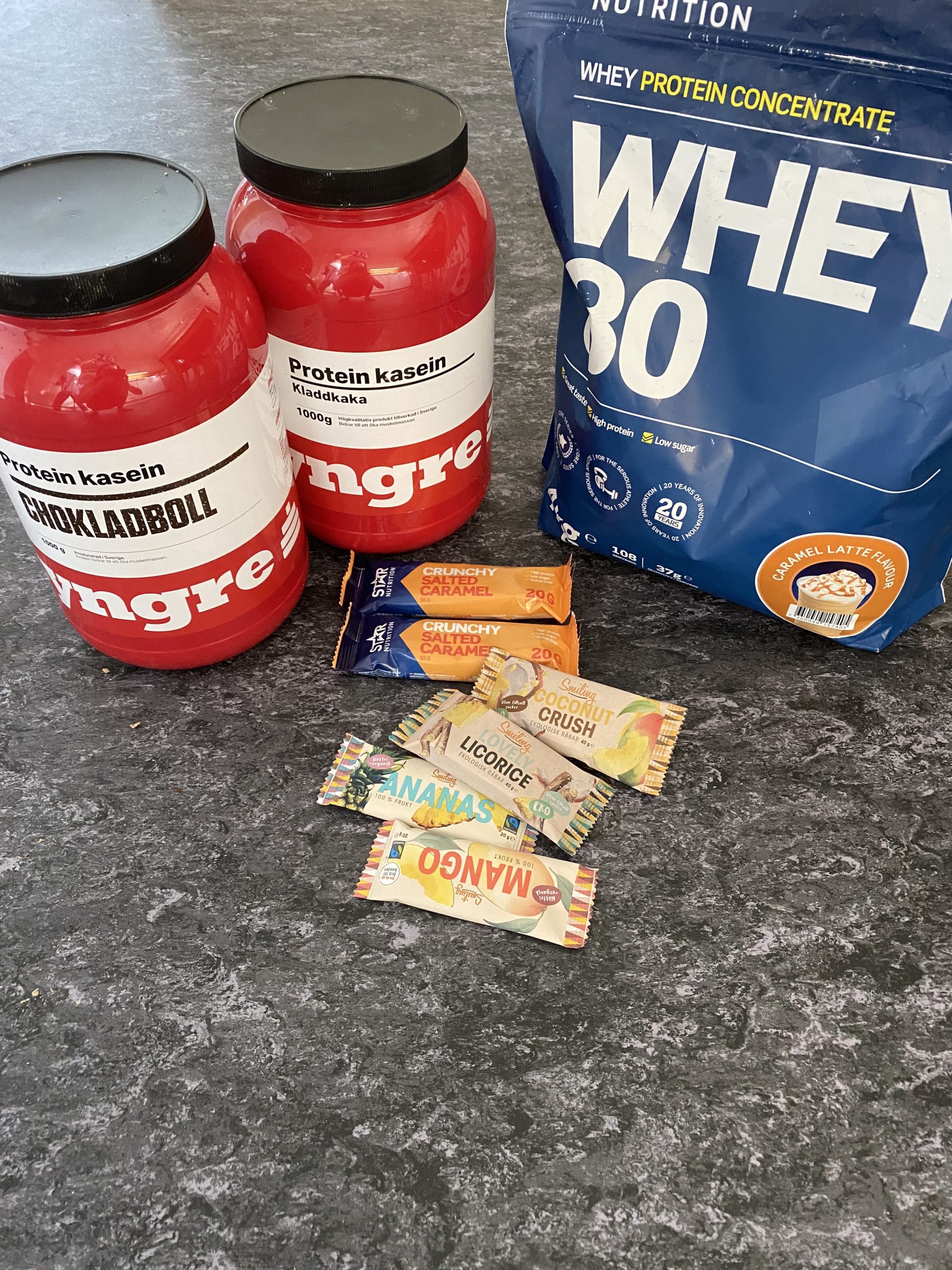 uZs0pNMYS326VUB3vmyzHA-scaled - Livsmedel som måste finnas i mitt skafferi!