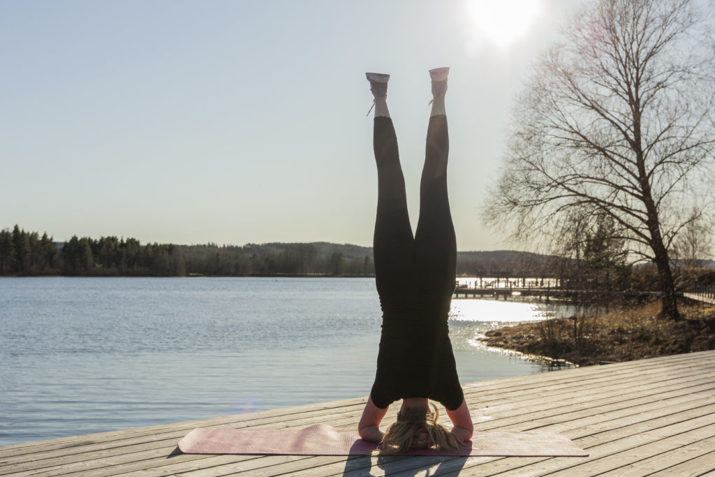 Stå på huvudet