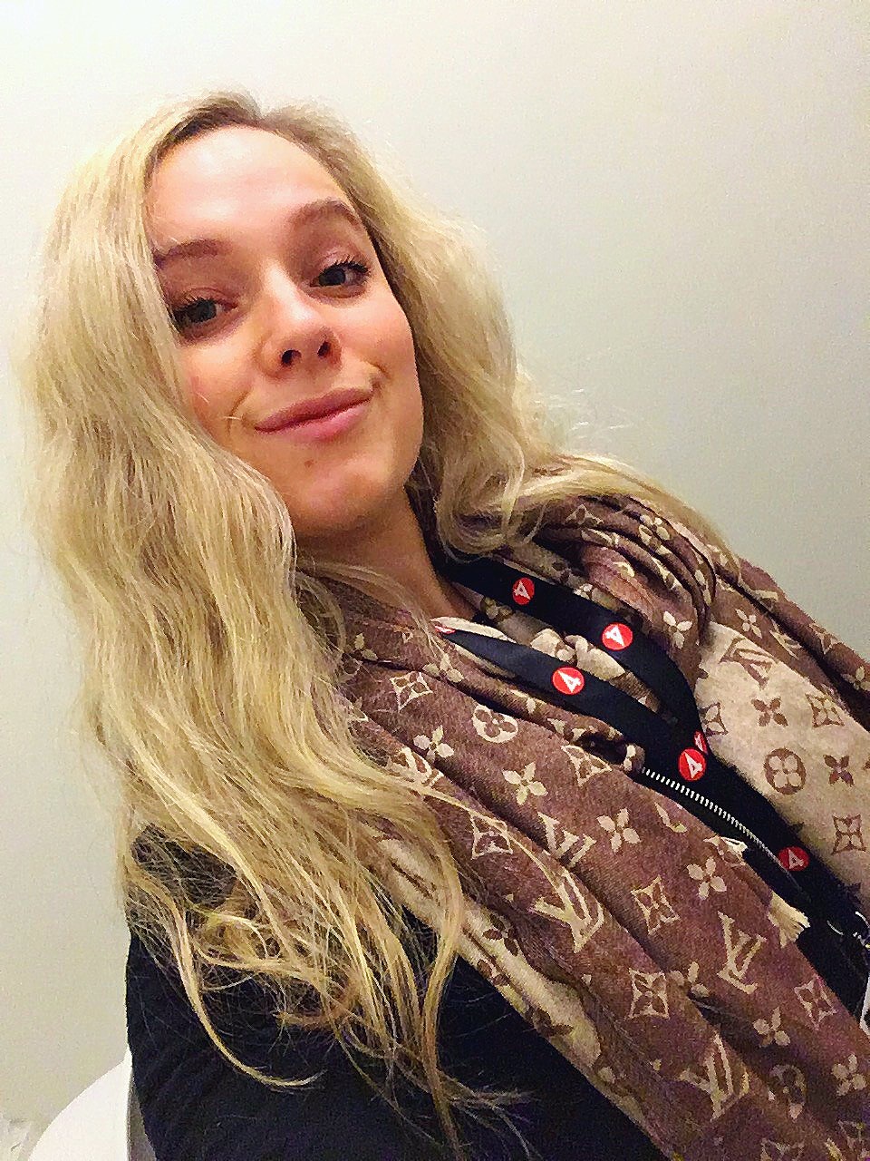 201904080633354518 - Bakom kulisserna på tv