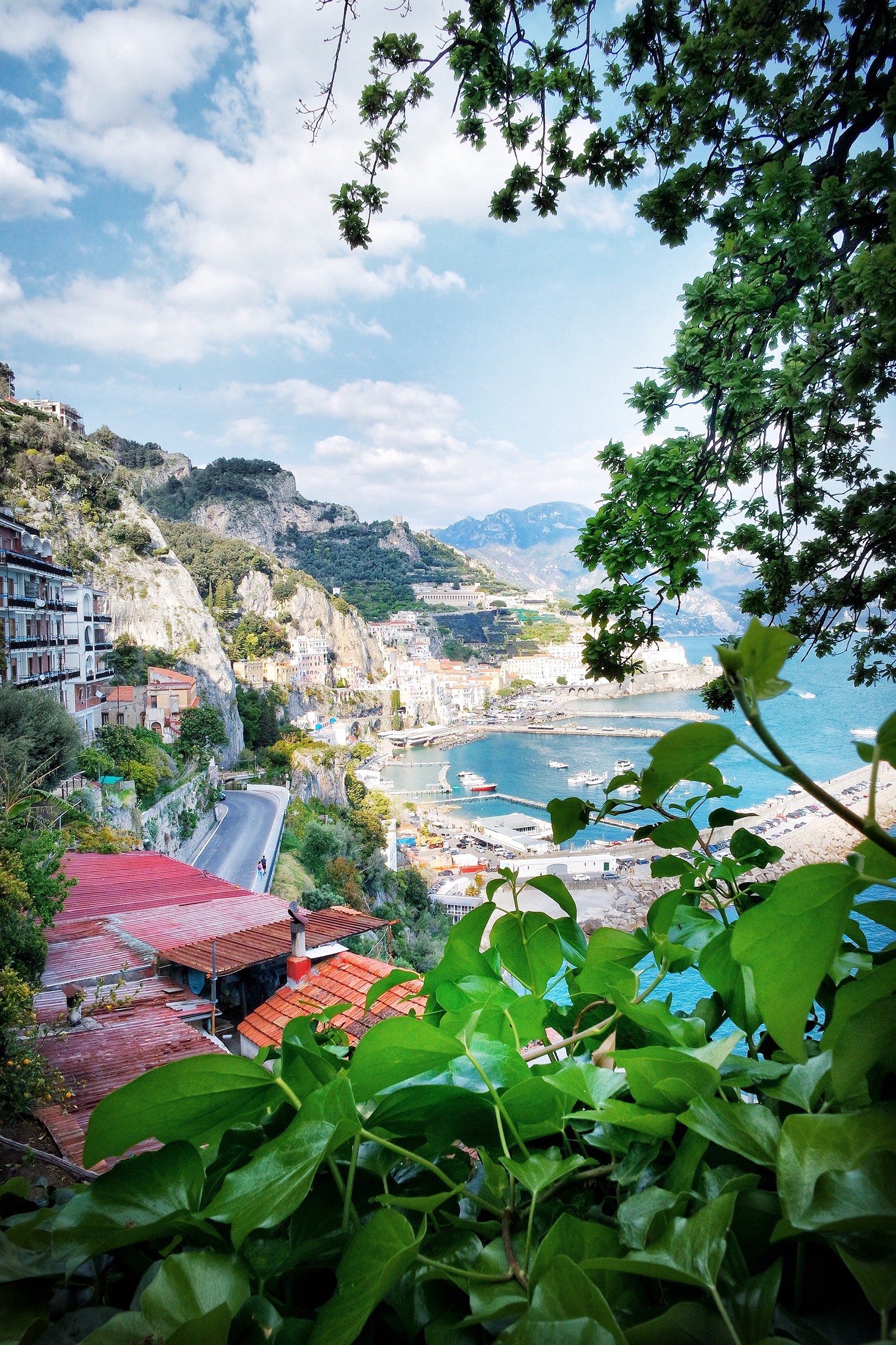 201904200813115600 - En vindlande biltur till Amalfikusten