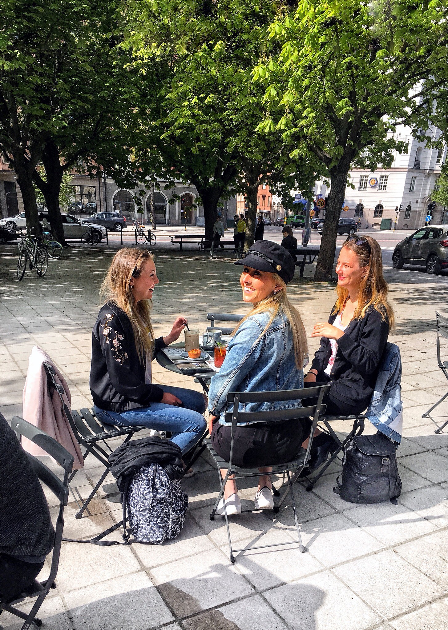 201905111216070658 - Brunch på mr. Cake och träningshets.