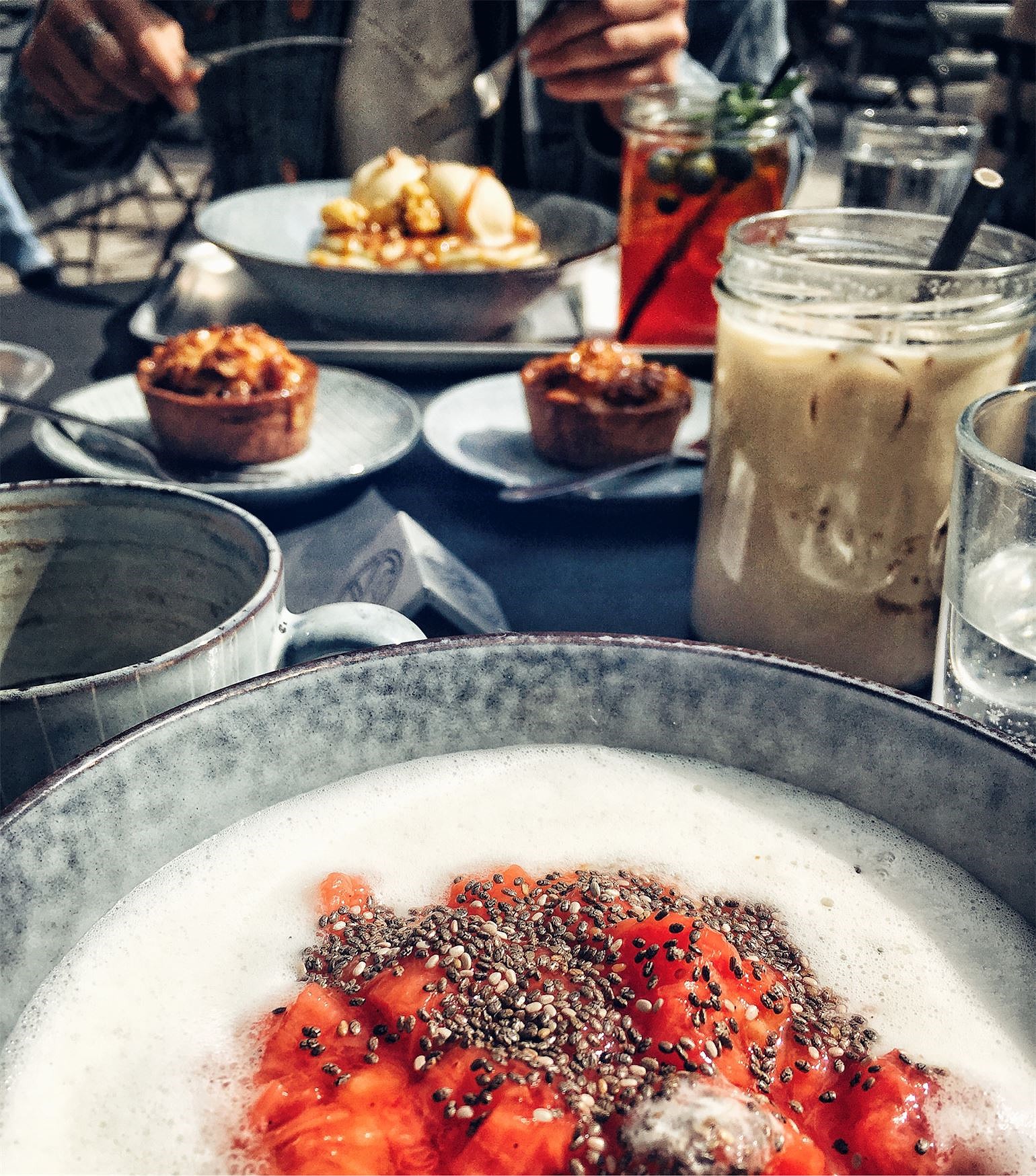 201905111216123473 - Brunch på mr. Cake och träningshets.