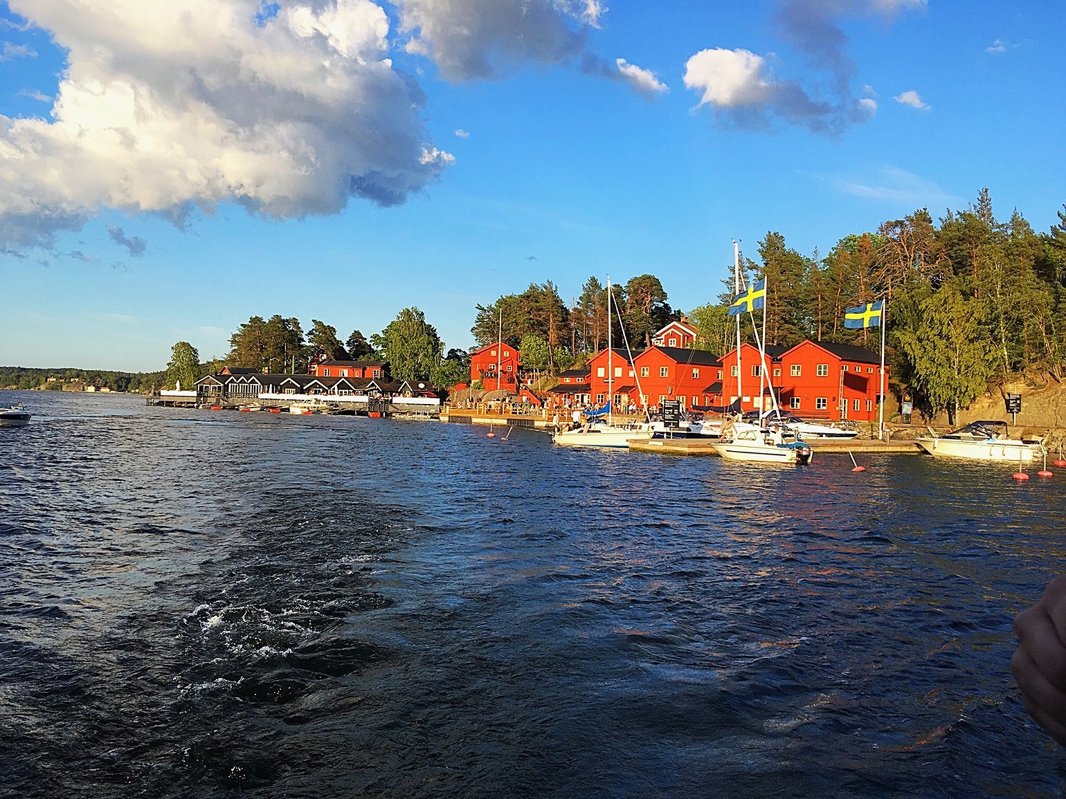 201906231919108861 - Midsommar 2019