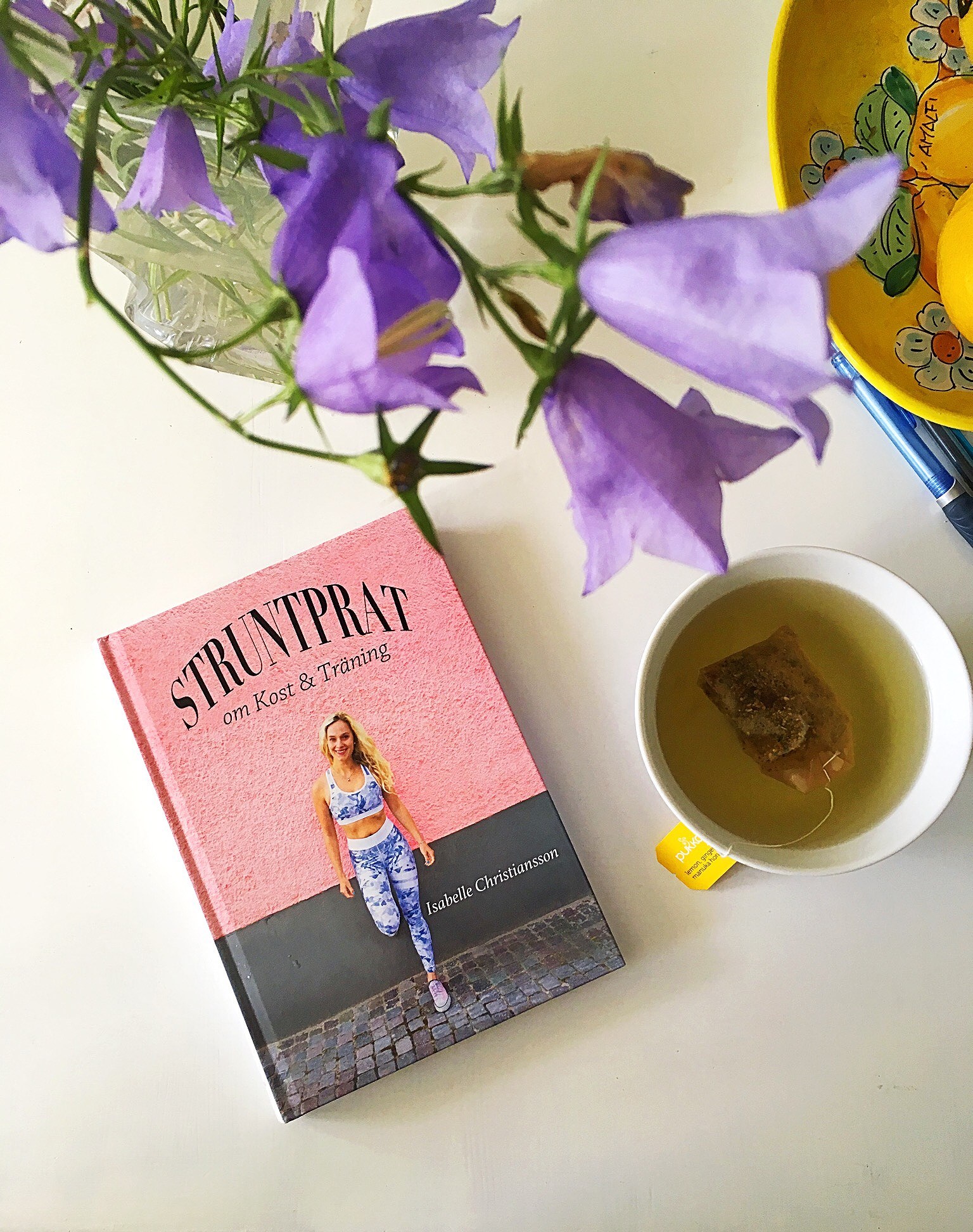 201907101228054503 - Den första sålda boken