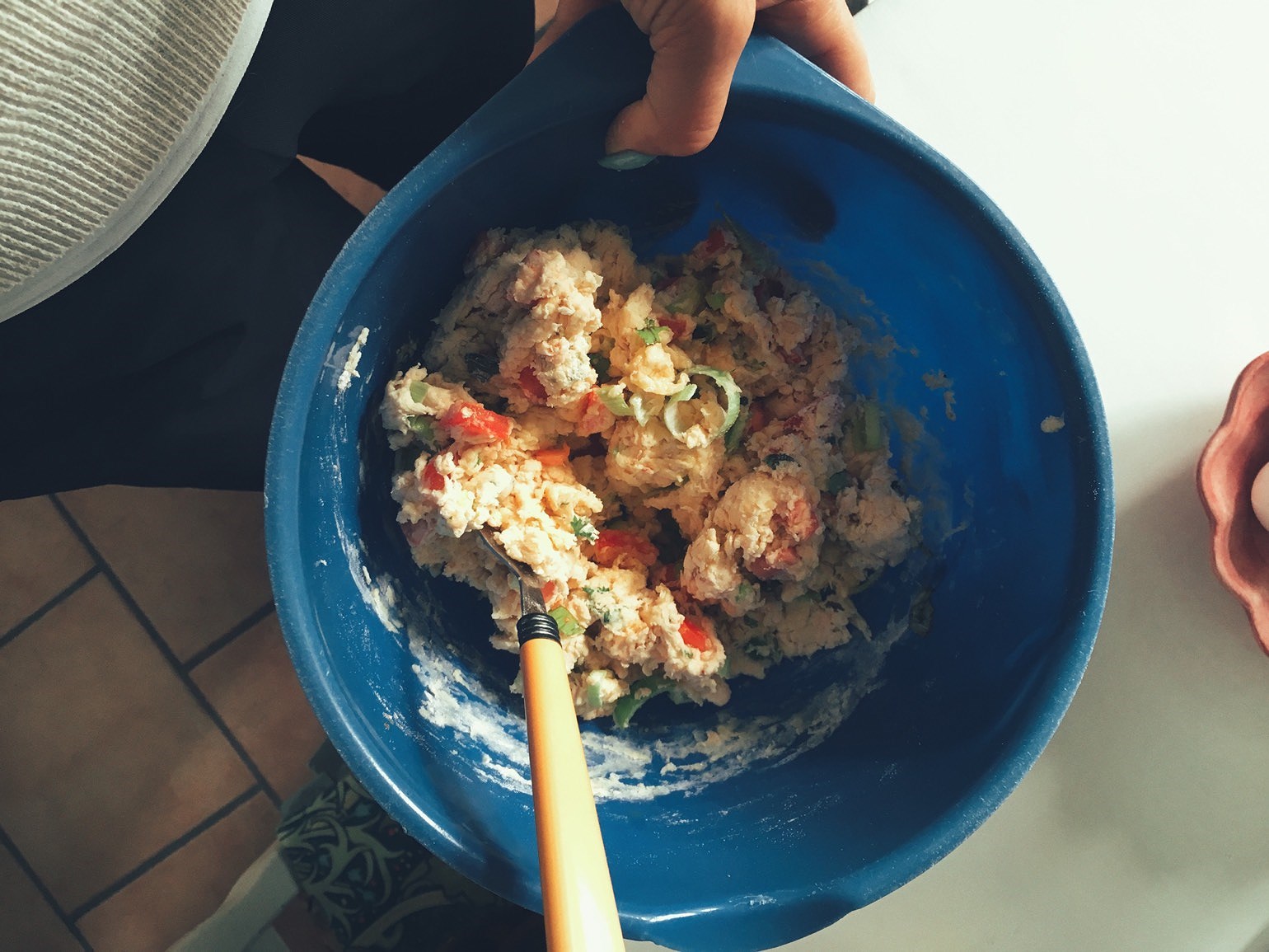 201909011513060132 - Tomat och getostmuffins till picknick