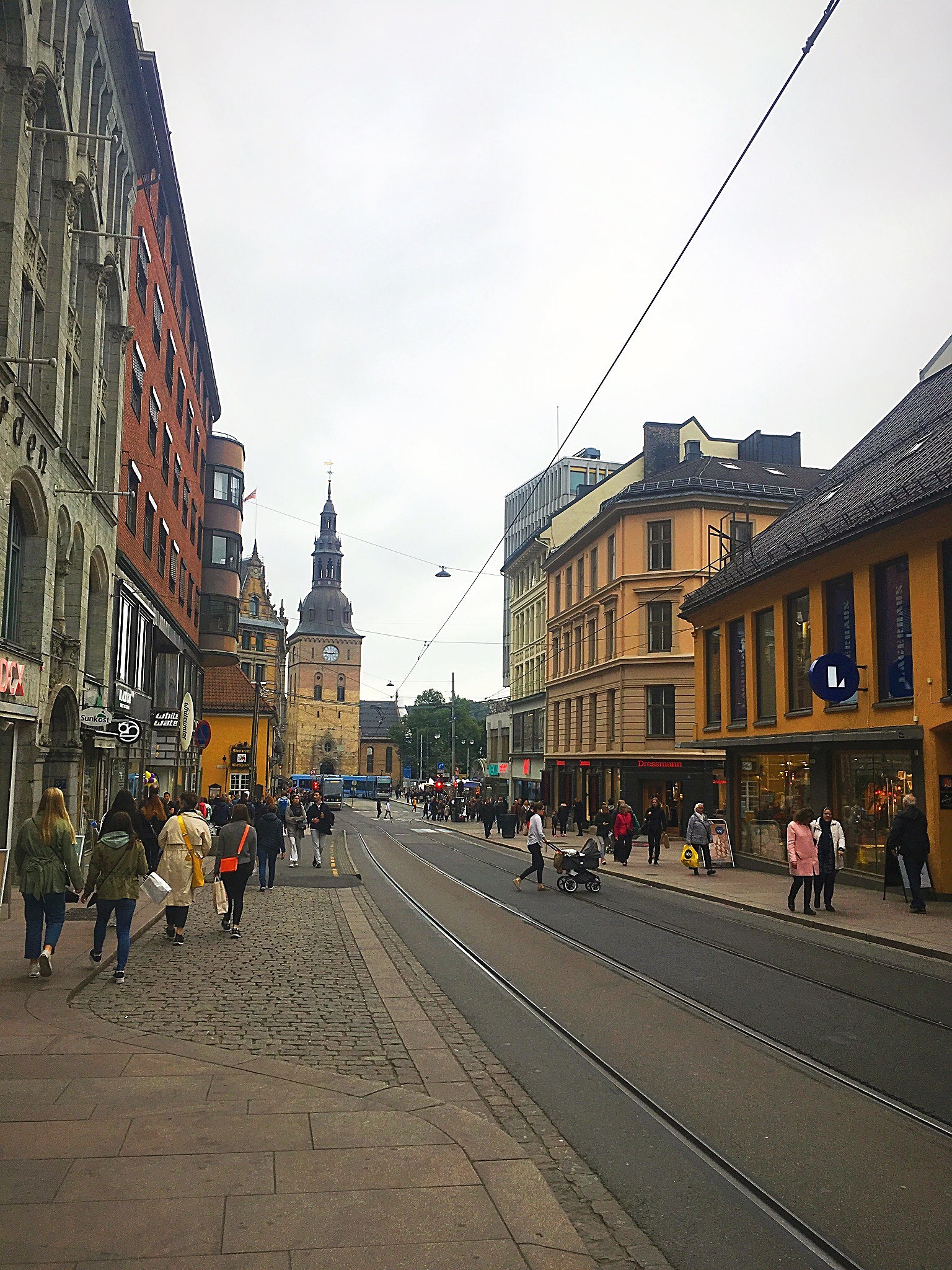 201909160510138716 - Oslo - en resa utan dess like