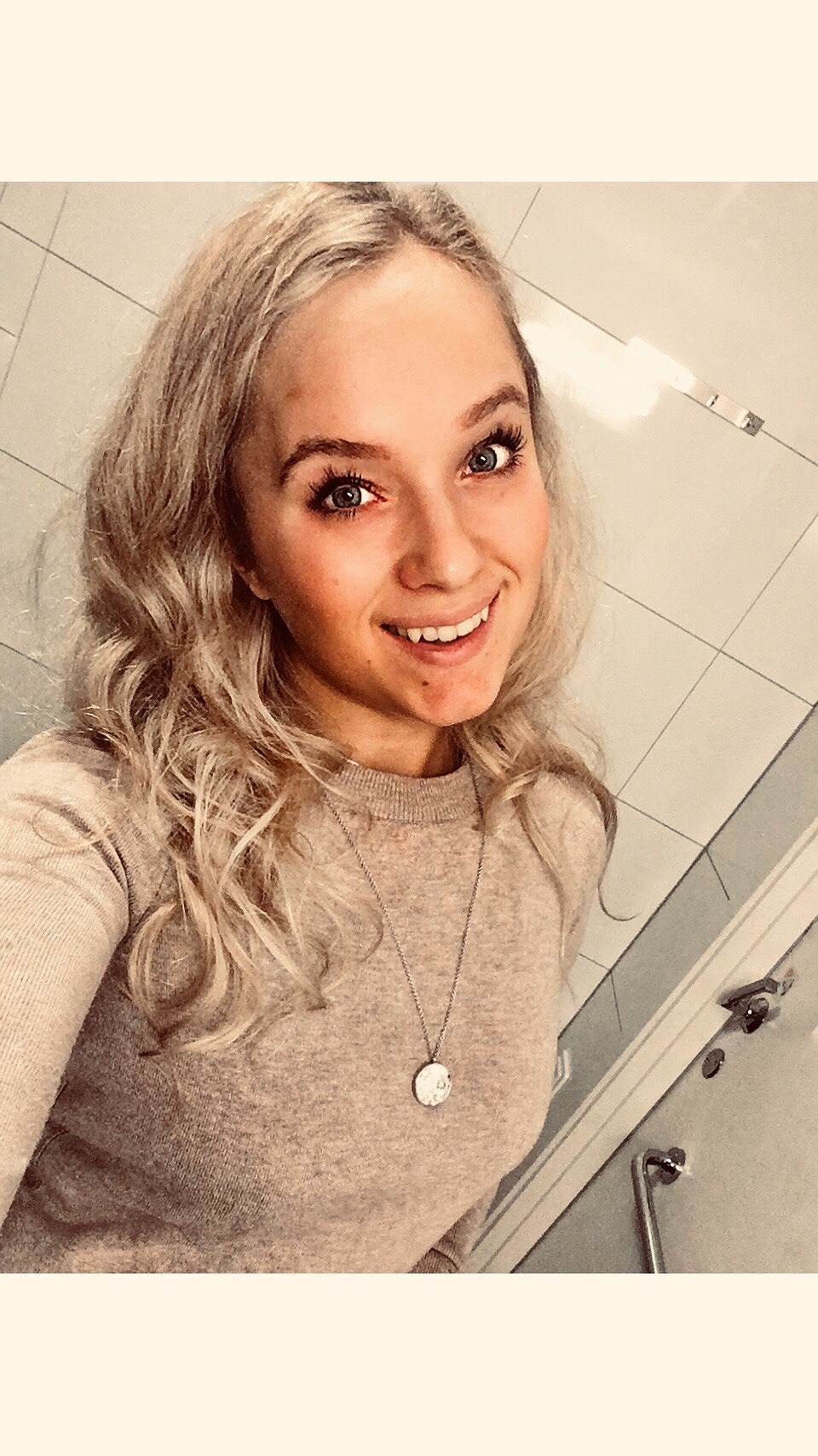 201910091622482979 - Min 25 årsdag
