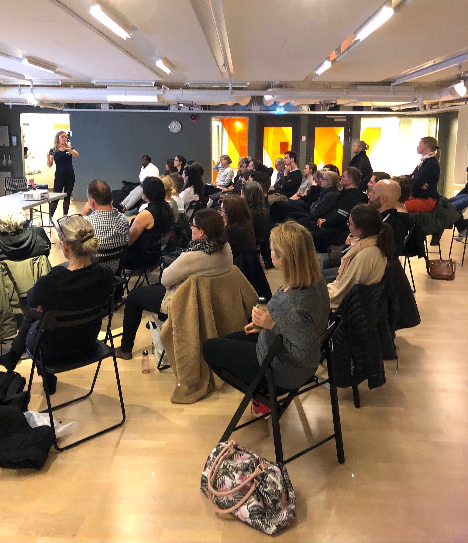 202003091302570839 - Att föreläsa inför publik