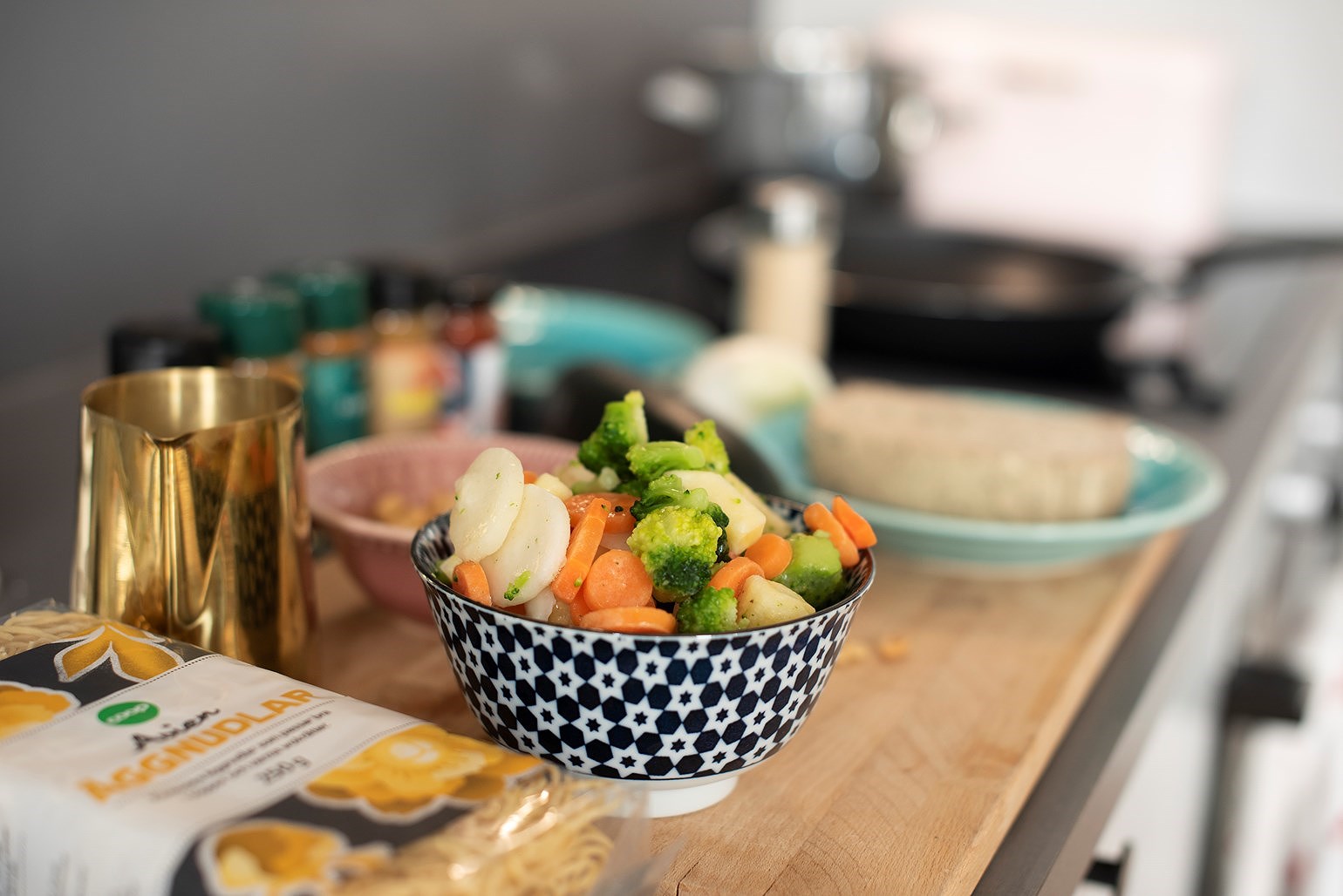 202005101827325964 - Nudelwok med tofu