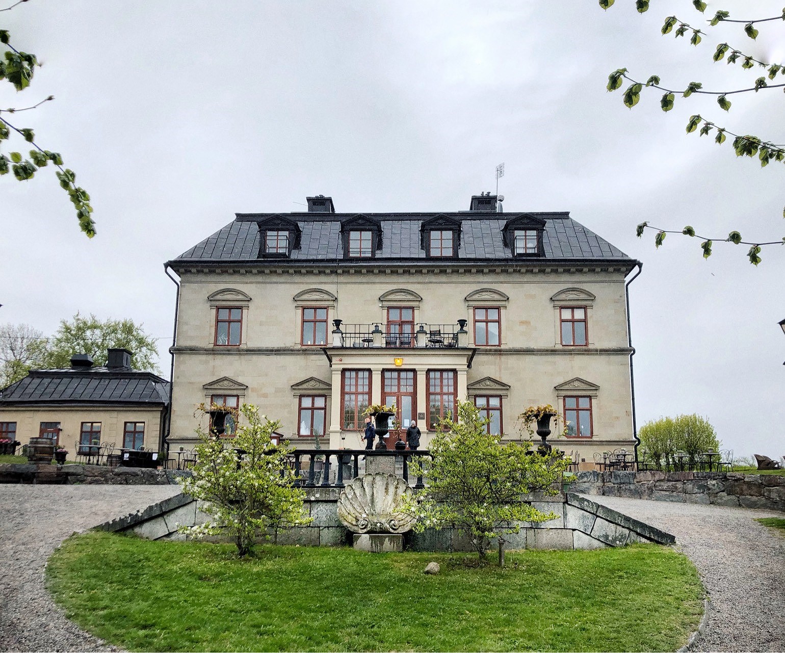 202005231430425557 - Porschen till Görvälns slott