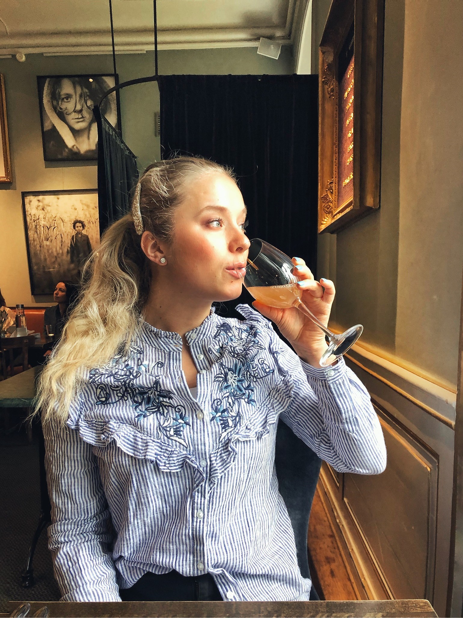 202005231430461851 - Porschen till Görvälns slott