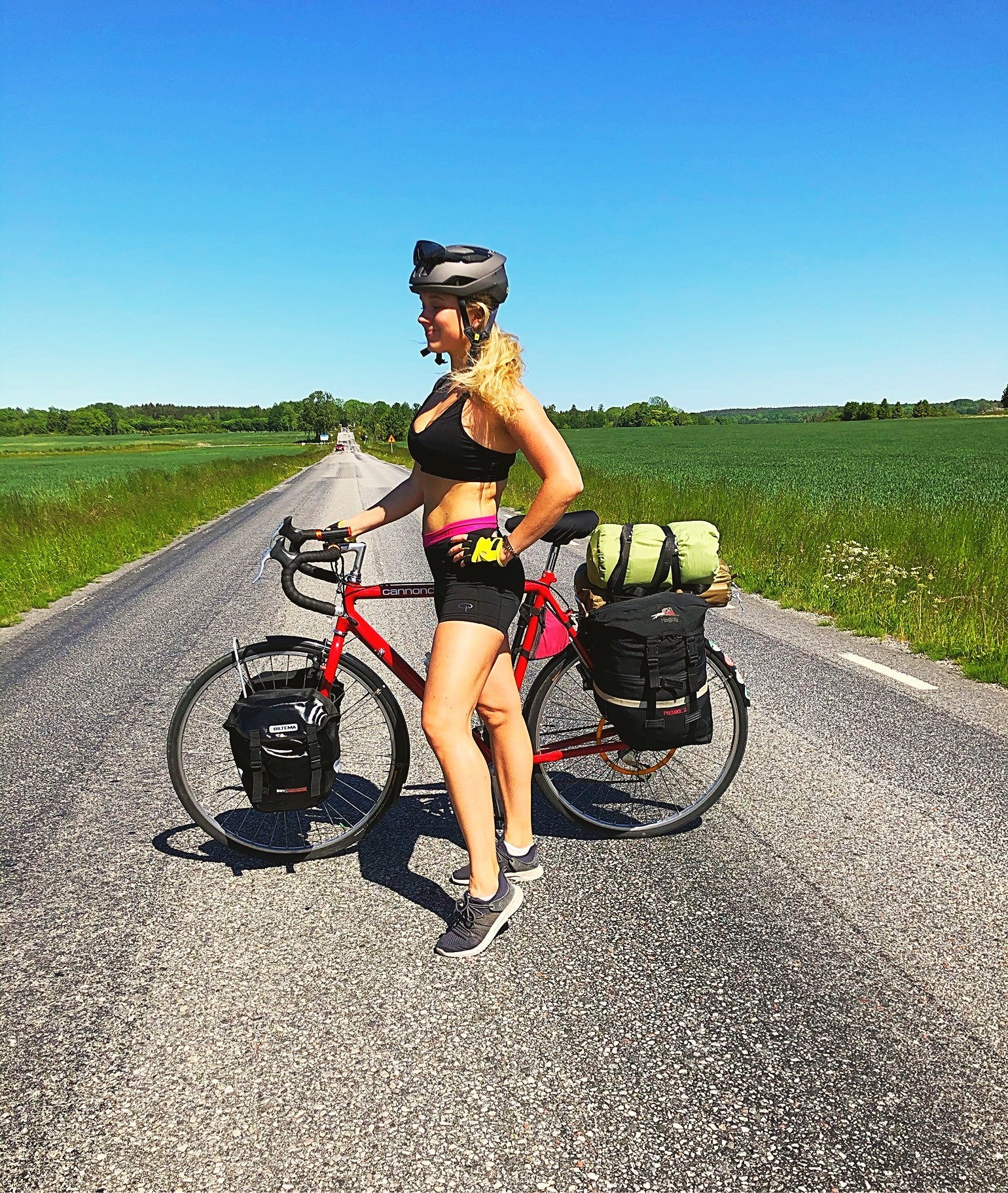 202006120624108669 - Dag 2 cykelsemester: Arbeta som författare från cykelsadeln