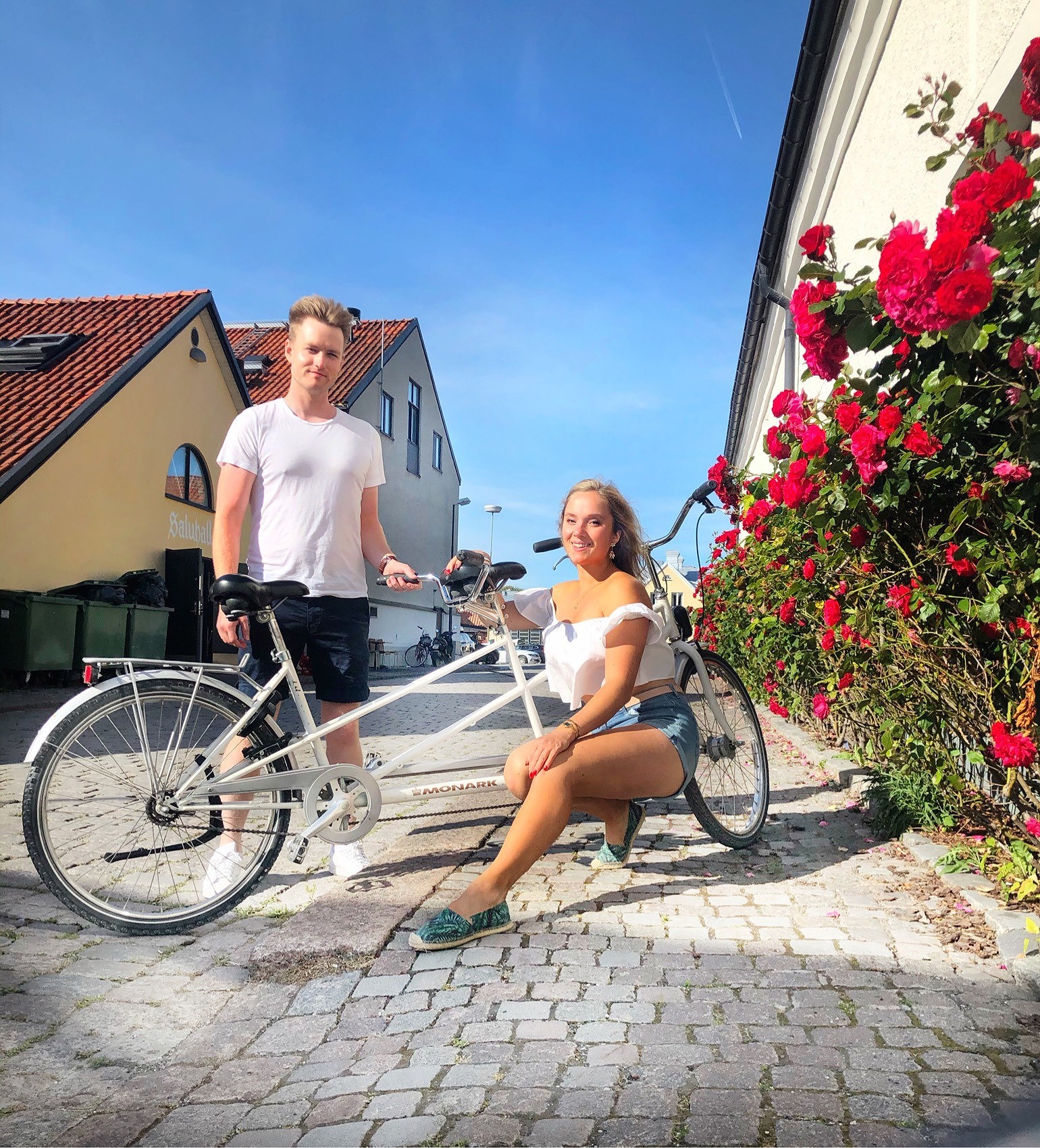 202007180928062021 - 8 år tillsammans