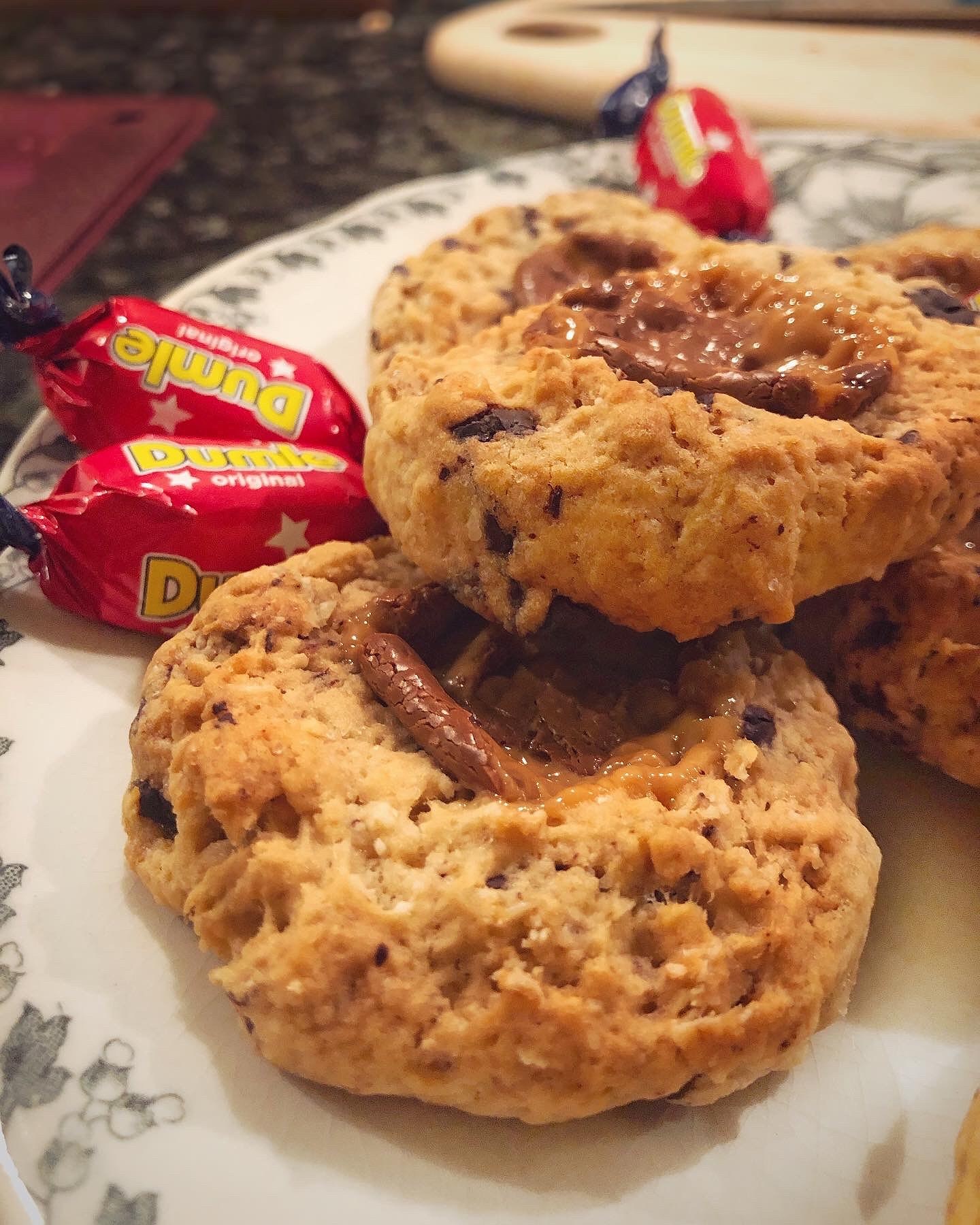 202008280617433106 - Dumlekakor med havre