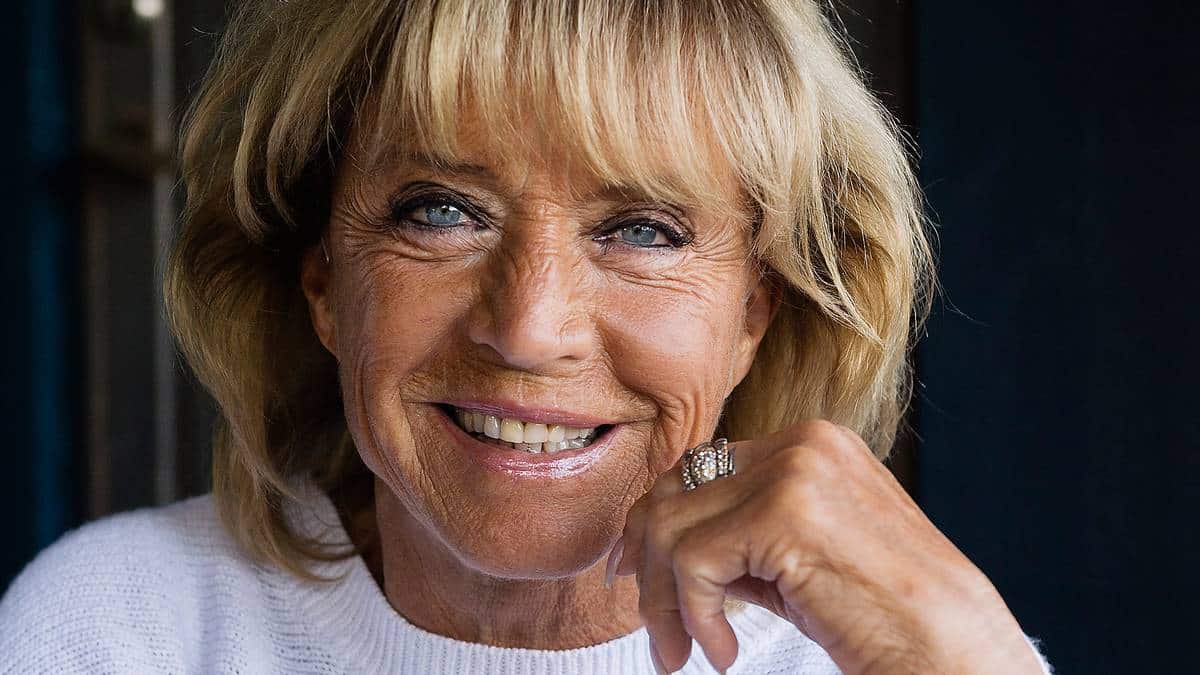 lillbabs - Lill-babs, du ÄR en ängel på jorden.