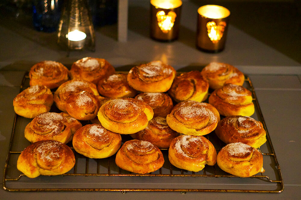 Saffransbullar med kanel och kardemumma