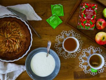 Äppelkaka med vaniljsås