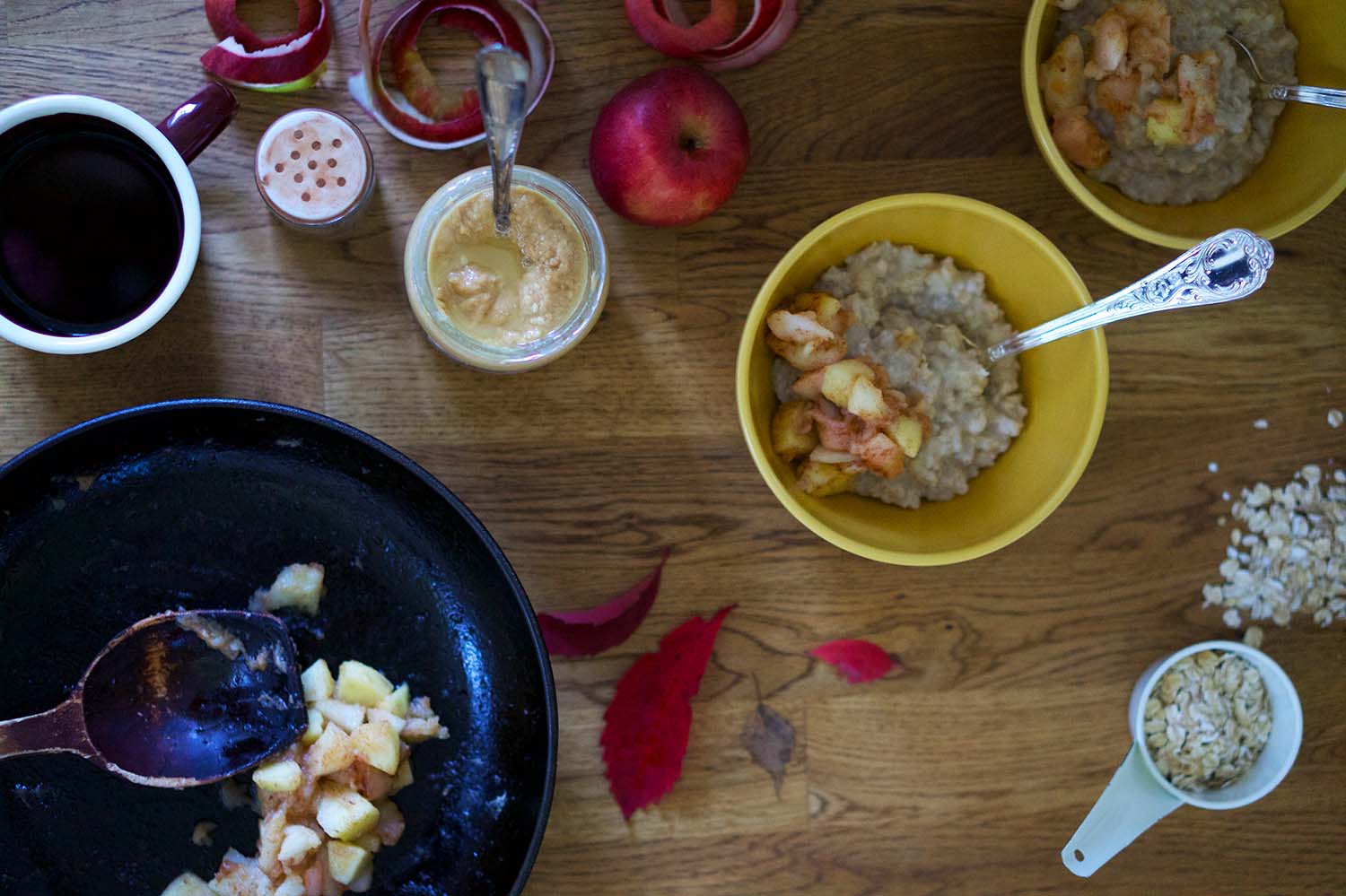 Havregrynsgröt med stekt äpple - recept