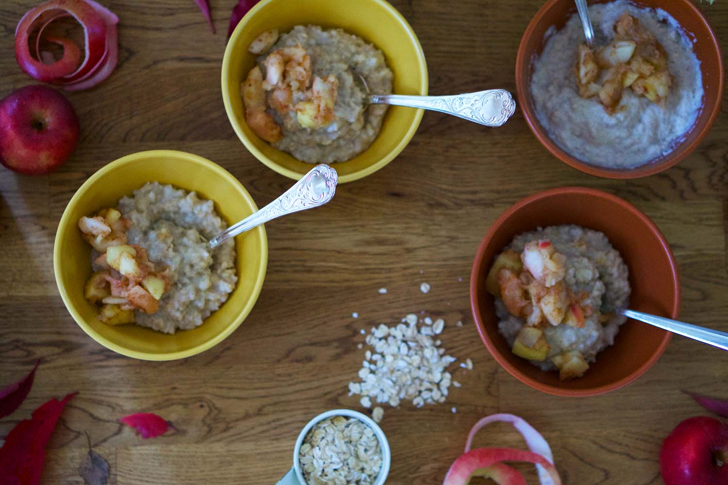 Havregrynsgröt med stekt äpple - recept