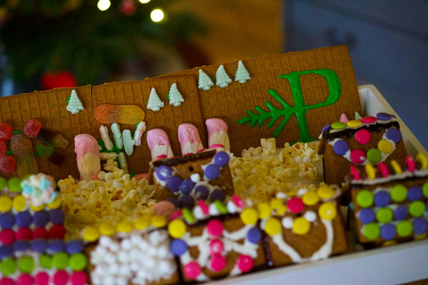 Göra pepparkakshus med barn