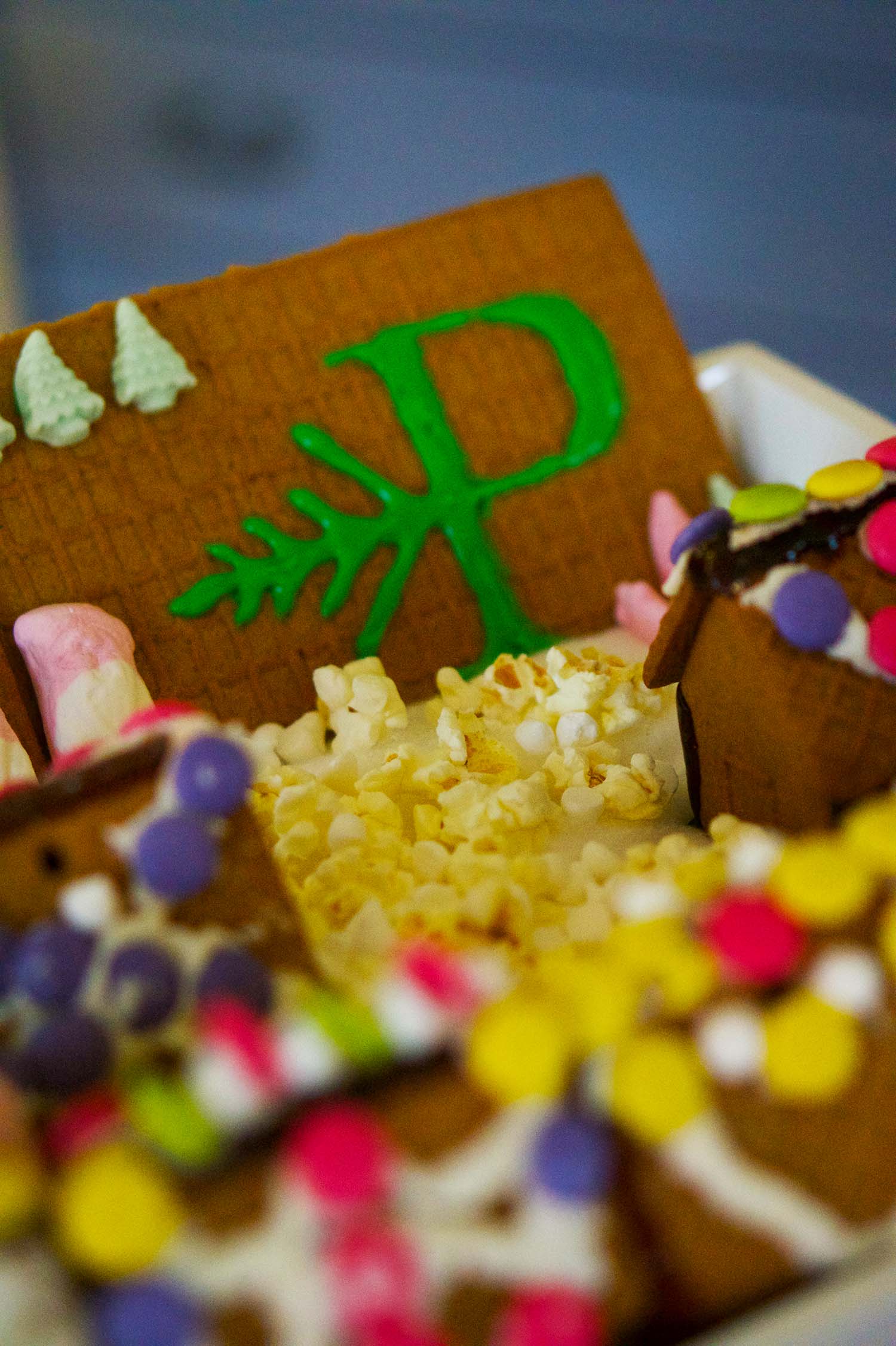 Göra pepparkakshus med barn