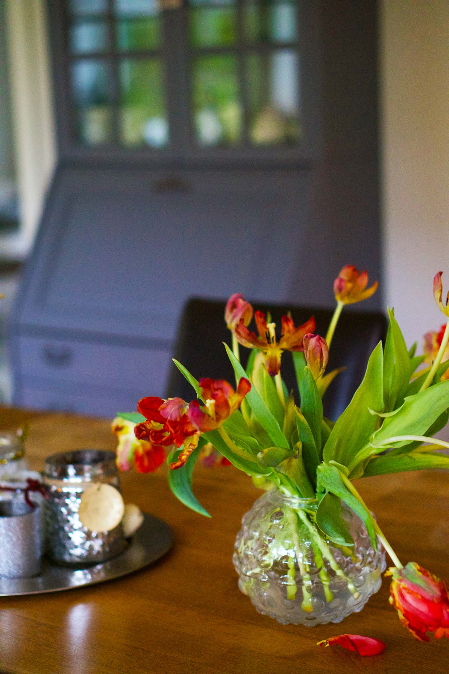 Tulpaner på hemmakontoret