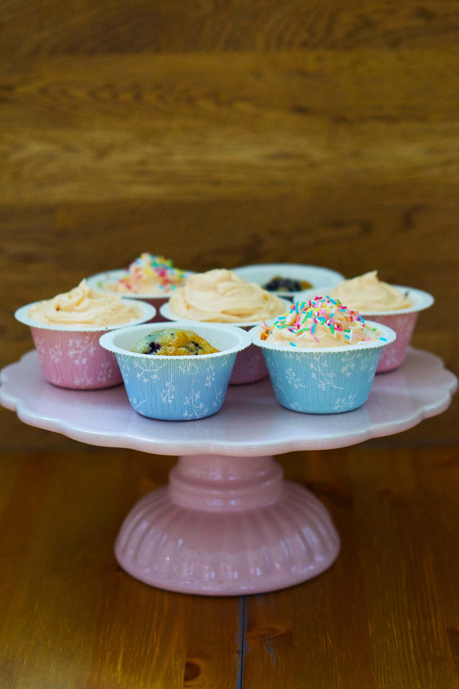 Cupcakes med frosting av smörkräm - recept