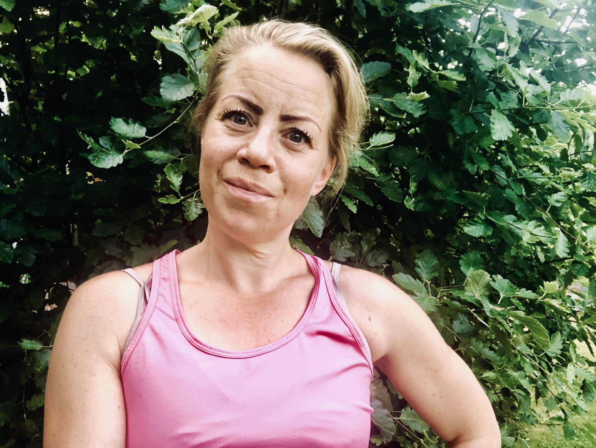 84941441-9016-46AB-B6B0-84077AD0CC30 - Hon höll på att knäcka mig