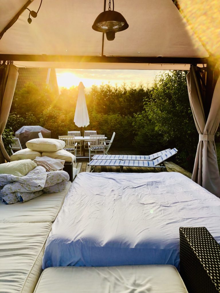 91B711E1-D9BD-40E9-9E4B-87F75B393565-768x1024 - en försmak av semester