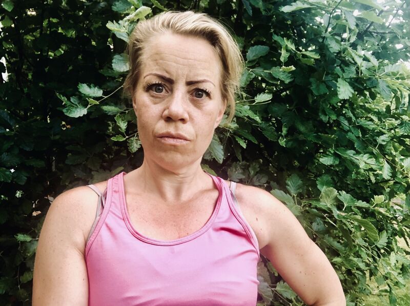 Karin Axelsson - Hon höll på att knäcka mig