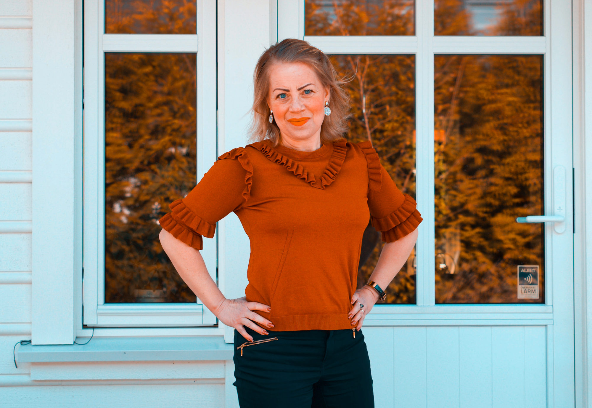 Innerst inne är jag en liten blyg flicka - Karin Axelsson