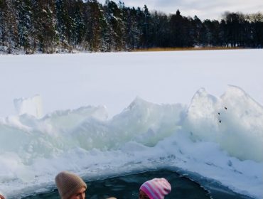 609333E5-471B-42C6-B899-D8021AEADC1F