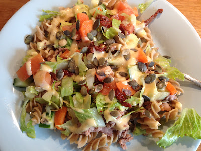 Aioli-pa-pasta-och-tonfisksallad - Aioli