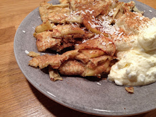 Coltingpannkaka-med-apple-kanel-kokos-till-middag - Typisk Karin-mat i veckan