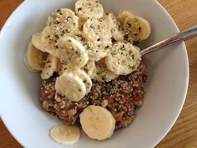 Grot-med-Raw-Hampa-Renee-Voltaire - Rawskalade hampafrön på min gröt