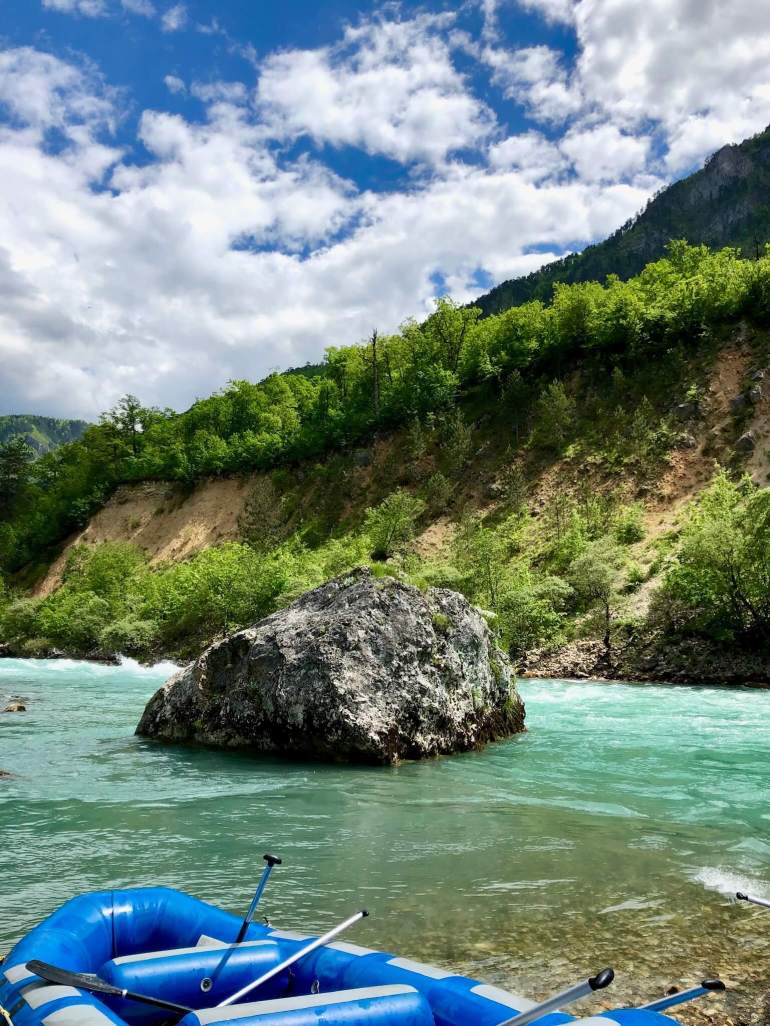 Forsränning med Pineberry i Montenegro