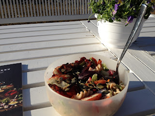 Lunch-ute-2 - Lunch i solen