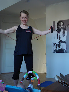 Styrketraning-med-triset-och-fyrset-1 - Träning uppdelad i tre sektioner