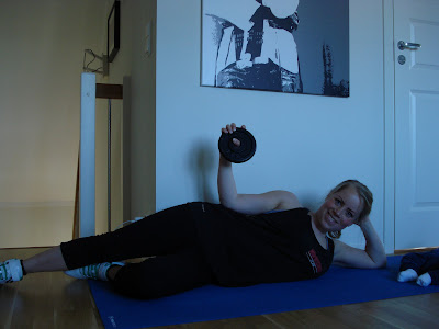 Styrketraning-med-triset-och-fyrset-6 - Träning uppdelad i tre sektioner