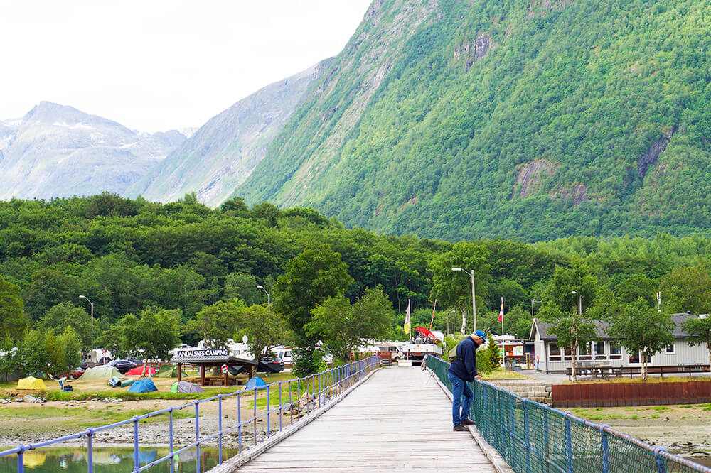Morgonpromenad i Åndalsnes, Norge